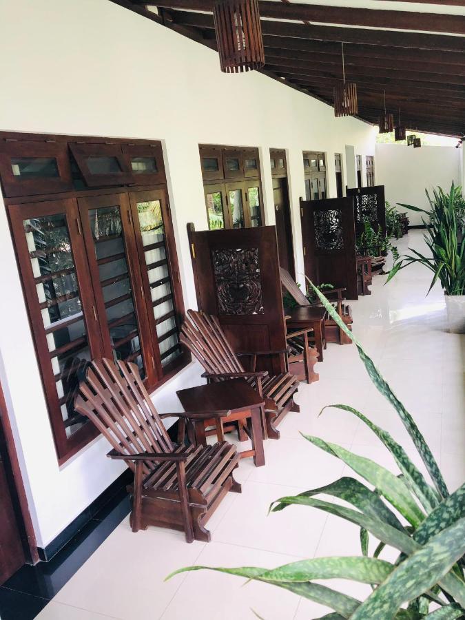 Tinara River Inn, Weligama Eksteriør bilde