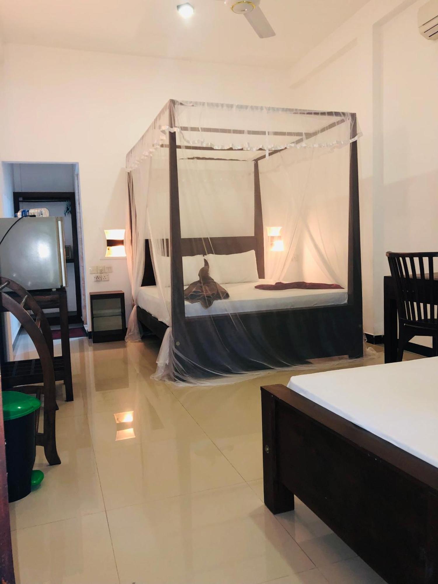 Tinara River Inn, Weligama Eksteriør bilde