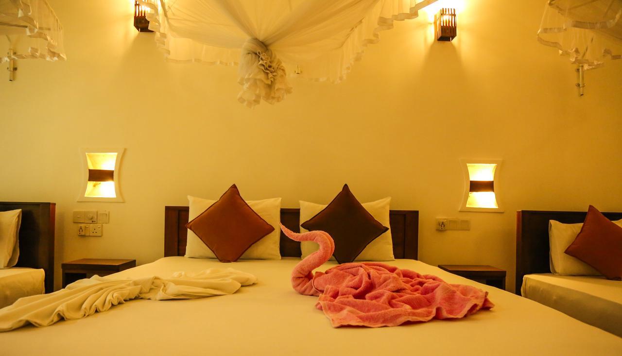 Tinara River Inn, Weligama Eksteriør bilde