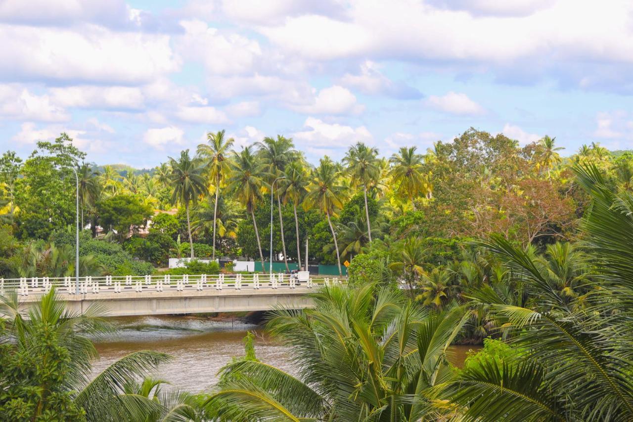 Tinara River Inn, Weligama Eksteriør bilde